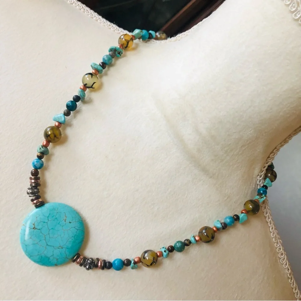 Handcrafted southwest style genuine stone necklace